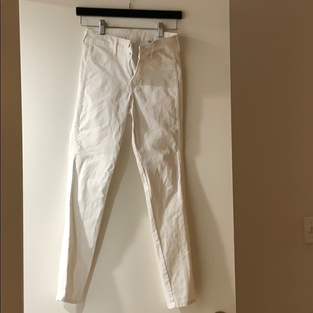 White skinny jeans